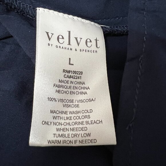 NWOT Velvet By Graham & Spencer Peplum V- Neck Sleeveless Blouse - Picture 8 of 8